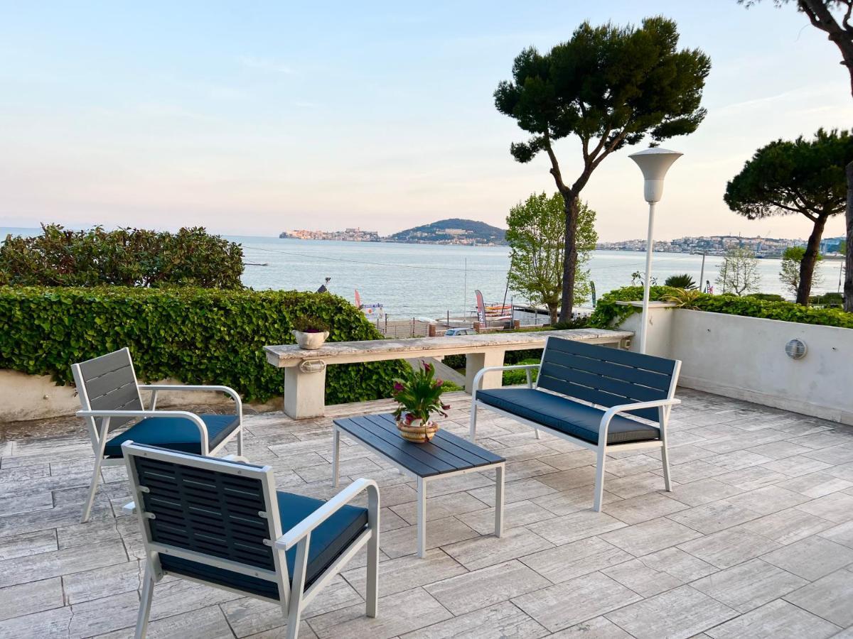 Villa Magnolia Формия Екстериор снимка