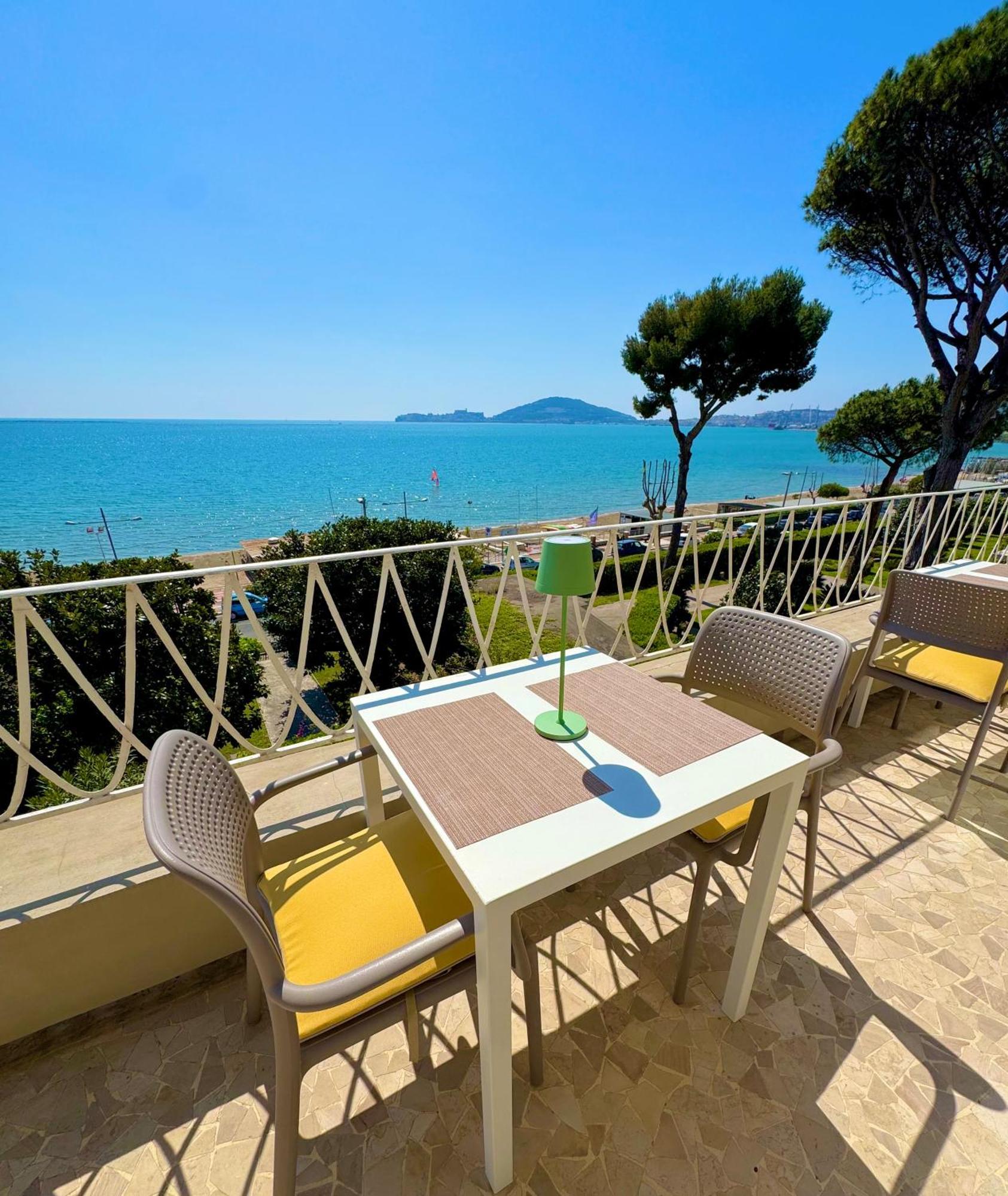 Villa Magnolia Формия Екстериор снимка