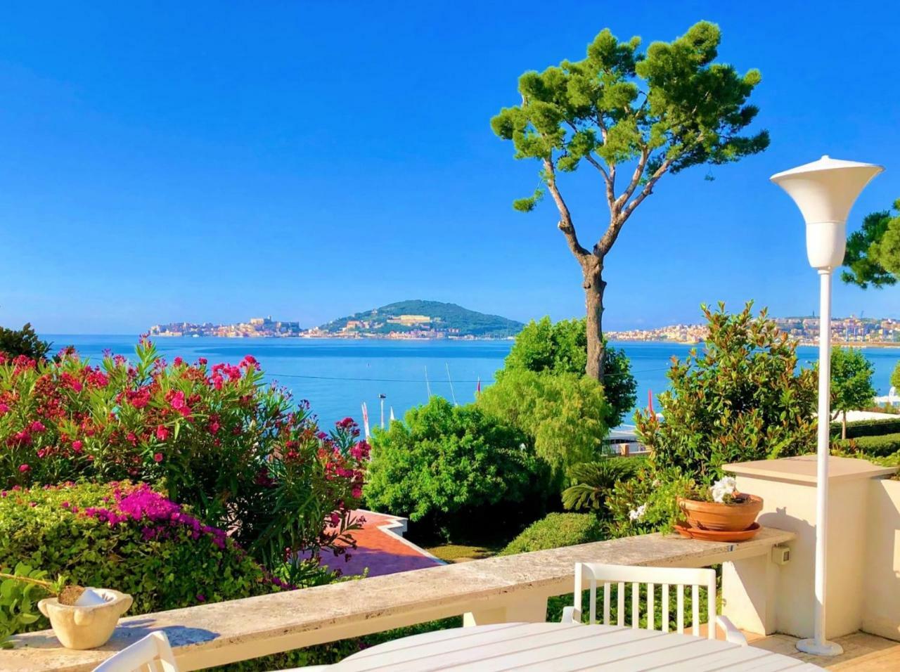 Villa Magnolia Формия Екстериор снимка