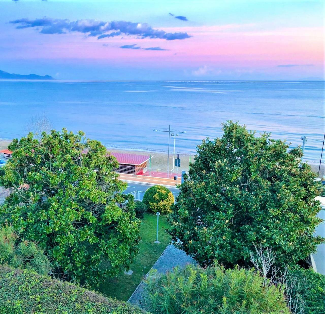 Villa Magnolia Формия Екстериор снимка
